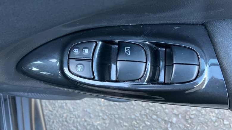 Nissan Juke 1.5 dCi Bose Personal Edition 5dr Diesel Hatchback